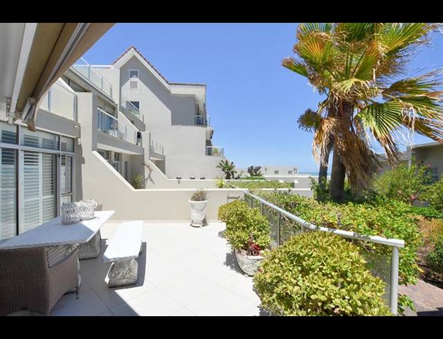 2 BEDROOM APARTMENT FOR SALE IN DOLPHIN BEACH